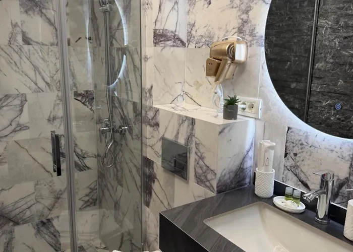 Mavcity Boutique コンスタンツァ