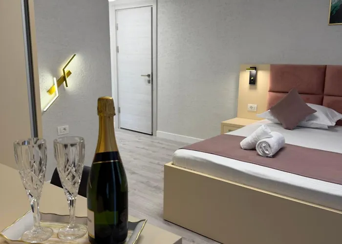 Mavcity Boutique ゲストハウス 3*