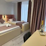 Mavcity Boutique كونستانتا