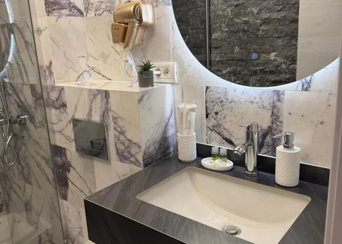 Гостевой дом Mavcity Boutique Констанца